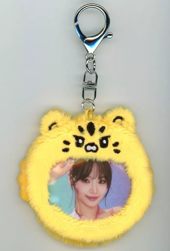 USED) Key Chain - LE SSERAFIM (キム・チェウォン 缶バッジキーリング
