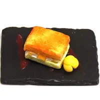 Trading Figure (洋ナシのコンポート キャラメルケーキ 「心温まる 季節のスイーツコレクション」)