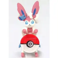 Trading Figure - Calendar - Pokémon / Sylveon
