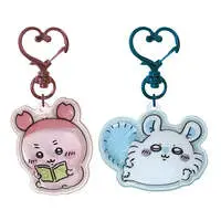 Key Chain - Chiikawa / Momonga & Used Bookstore (Kani-chan)