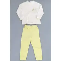 Clothes - Chiikawa / Hello Kitty & Usagi