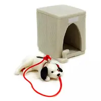 Trading Figure - Dog and Doghouse