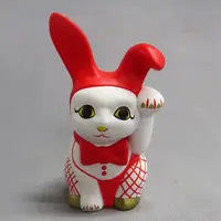 Trading Figure - A beckoning cat in a private contemporary art