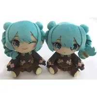 Plush - VOCALOID / Hatsune Miku