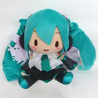 Plush - VOCALOID / Hatsune Miku