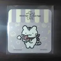 Coaster - Portrait - White tiger and Black tiger