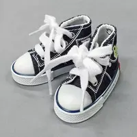 Plush Clothes - pickles the frog