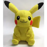 Plush - Pokémon / Pikachu