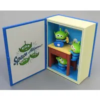 Trading Figure - POP MART / Aliens (Toy Story) & Andy Davis