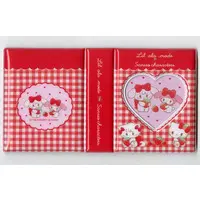 Folder - Sanrio characters