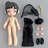 Trading Figure - Laura BJD Black and White Spectrum