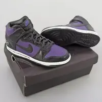 Trading Figure - NIKE DUNK HIGH
