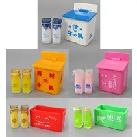 Trading Figure - Milk Box and Milk Bottle