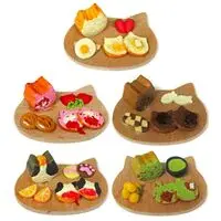 Trading Figure - Nyanko bread on wood board