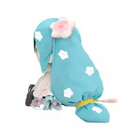Plush - VOCALOID / Hatsune Miku