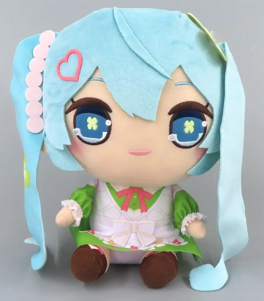 Plush - VOCALOID / Hatsune Miku