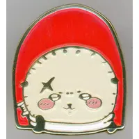 Badge - Chiikawa / Rakko