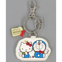Key Chain - Doraemon / Hello Kitty