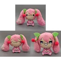 Plush - VOCALOID / Hatsune Miku