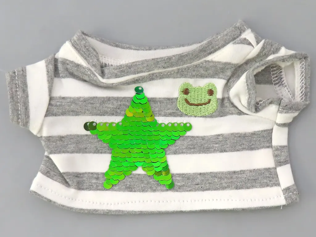 Plush Clothes - pickles the frog