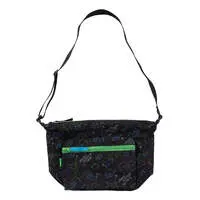 Chiikawa Body Bag Drink Water On Time (Black)