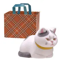 Trading Figure - Cat in a paper bag