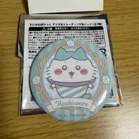 Badge - Chiikawa / Hachiware