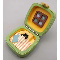 Trading Figure - THUMB CAT