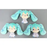 Plush - VOCALOID / Hatsune Miku