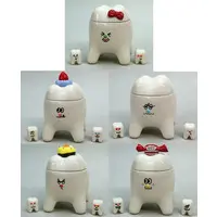 Mini Figure - Trading Figure - Eeosiso Tooth Treasure Box