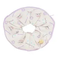 Chiikawa Zippered Scrunchie (Momonga)